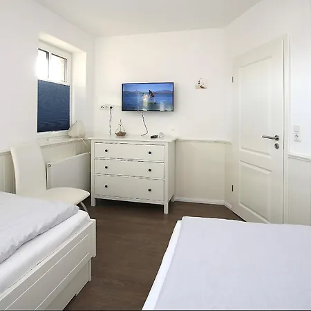 Strandstra_e 18b_ Whg_ 1_ Haus Pau * Wyk auf Föhr